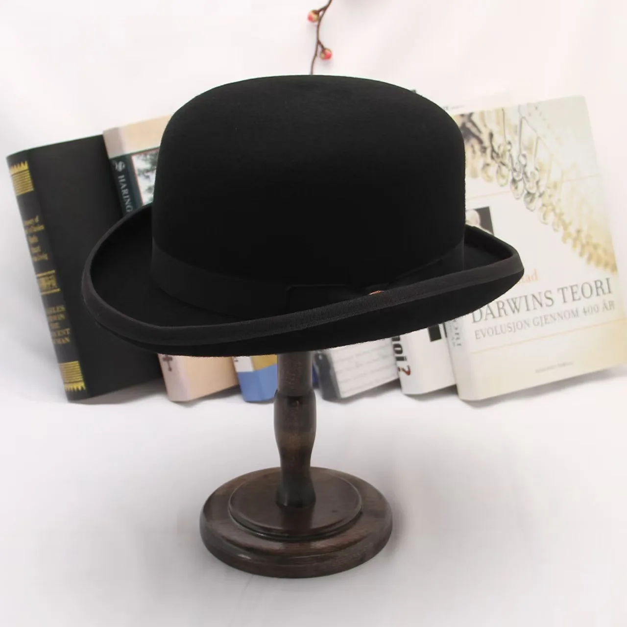 New Luxury Western Dome Jazz Hat Unisex Wool Cowgirl Cowboy Fedora Felt Hat for Men Women Travel Parties Fishing Sports Business