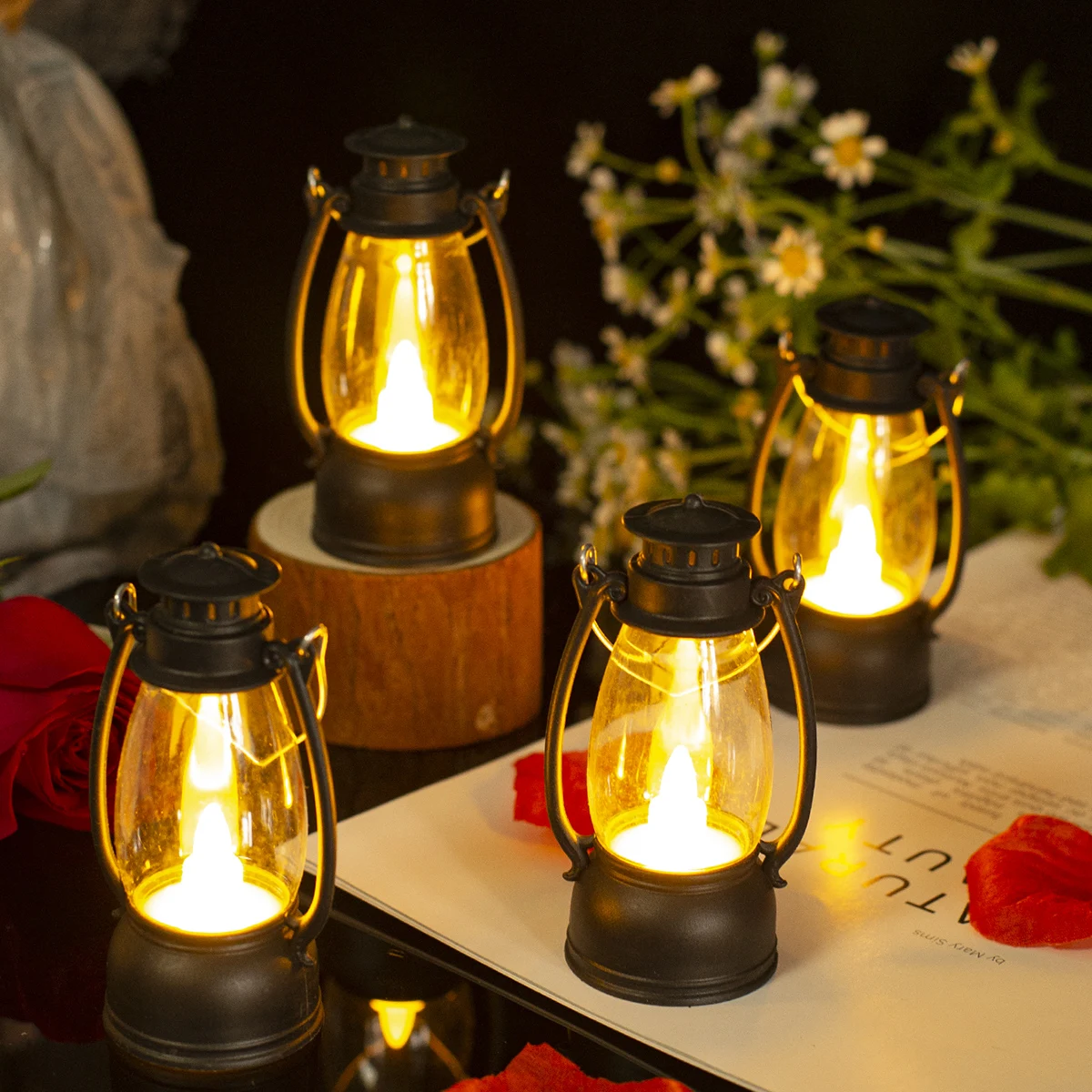 Plastic Mini Lantern Retro Style LED Warm Light Flameless Small Light Home Party Camping Festival Decoration Ornament LED Candle