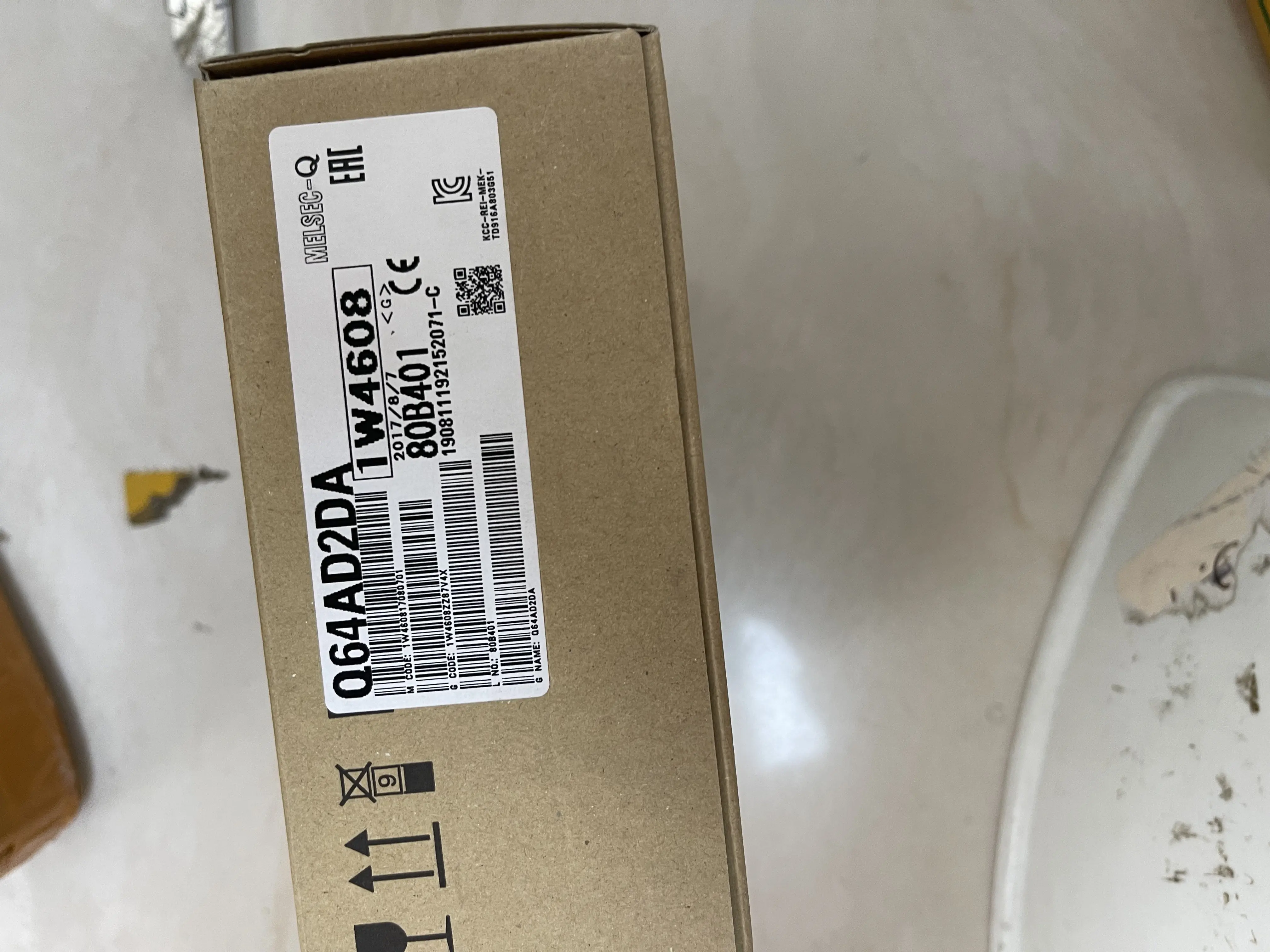 Mitsubishi PLC Analog I/O Module Q64AD2DA