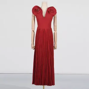 Elegant Luxury Women's Leisure Gown New Arrival Slim Fit Midi Dress Deep V-Neck Pleated Lace Decoration Natural Sexy Washable