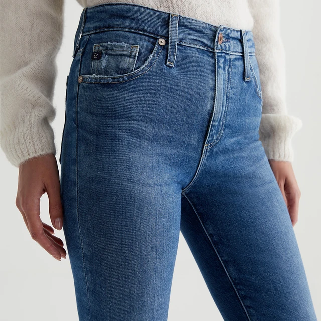 OEM/ODM Custom Faded Indigo Women's High-Rise Straight Denim Jeans in Pure Cotton - Perfect for Streetwear and Everyday Wear