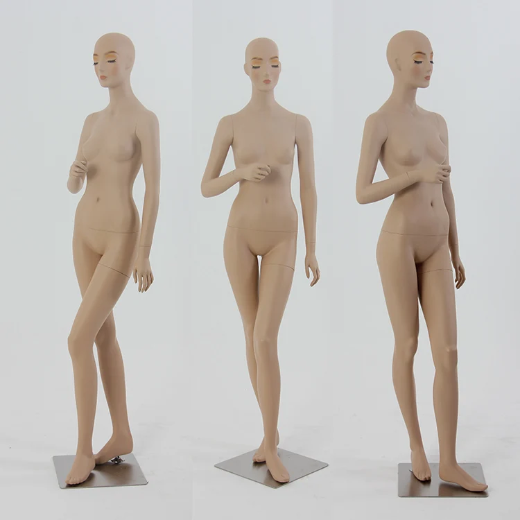 Женский манекен с париками