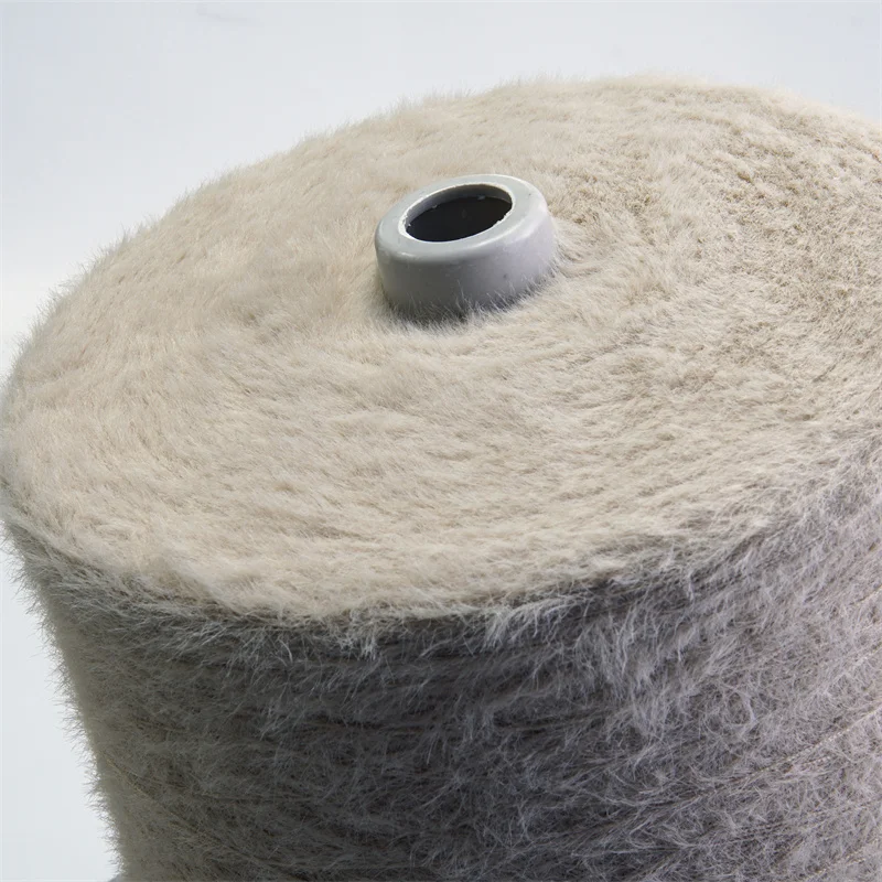 Manufacturers Wholesale Imitation Mink Yarn  1.3CM 13NM/1 100%Nylon Raw White Hank Dyed Winter Sweater