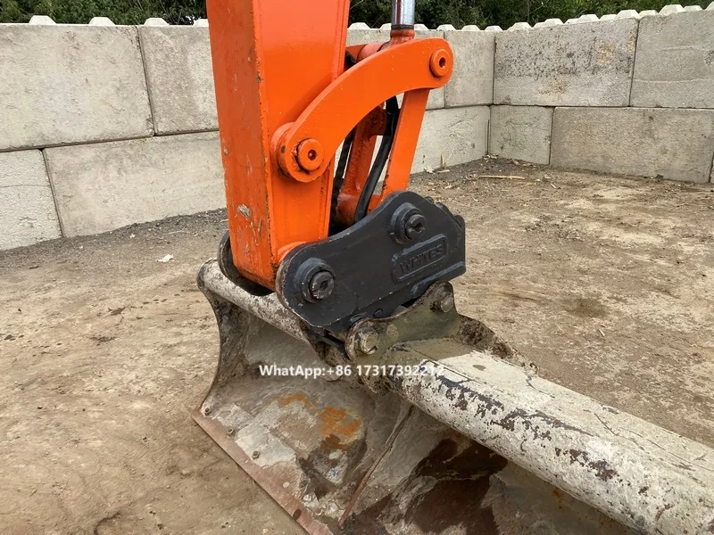 Japan Original Crawler Excavator Hitachi Zx52 5.3ton Hitachi Zx200 Used ...