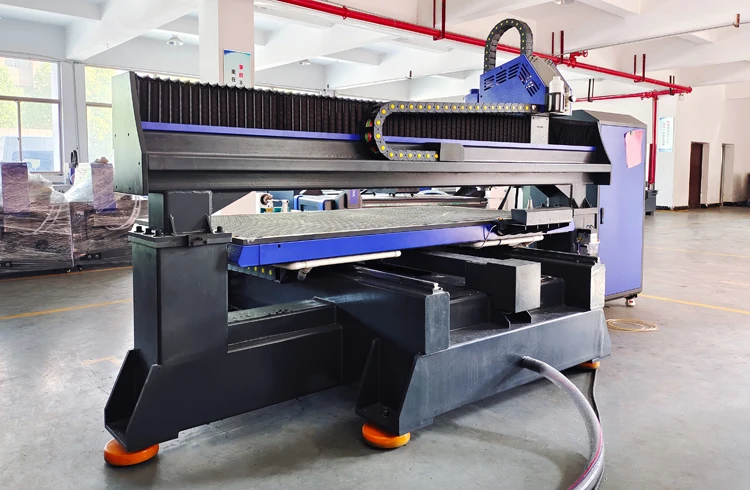 Soft Metal And Sheet Metal Processing Cnc Router Machine 1325 ATC CNC Router