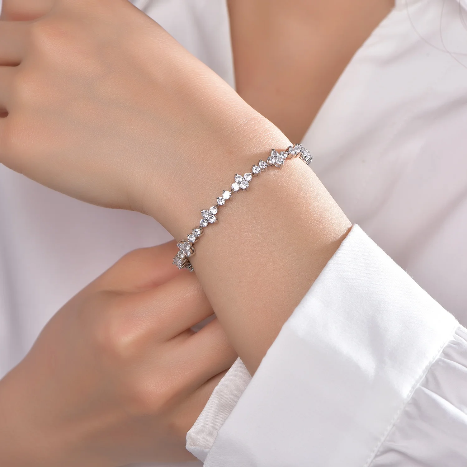 Unique Especial Girl sterling silver bangle bracelets Jewelry Hand Bracelet CZ Diamond Bracelet