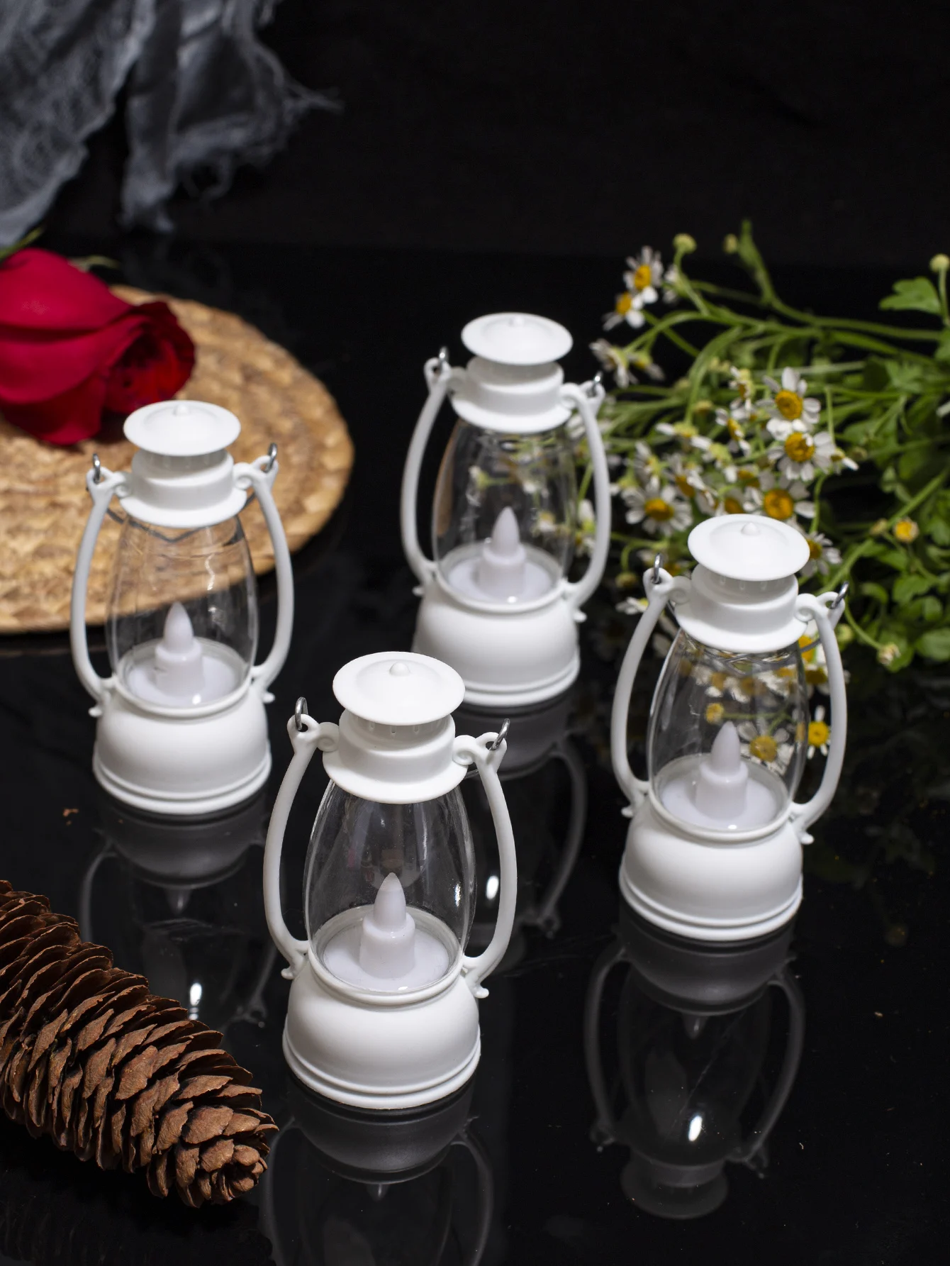 Plastic Mini Lantern Retro Style LED Warm Light Flameless Small Light Home Party Camping Festival Decoration Ornament LED Candle