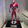 K432B Iron Man con base --> H180-190cm