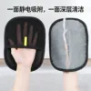 Static lint removal gloves