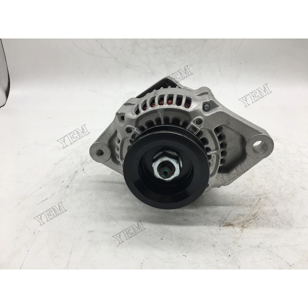 Alternator for Isuzu 4LE2 Engine Parts Factory 3