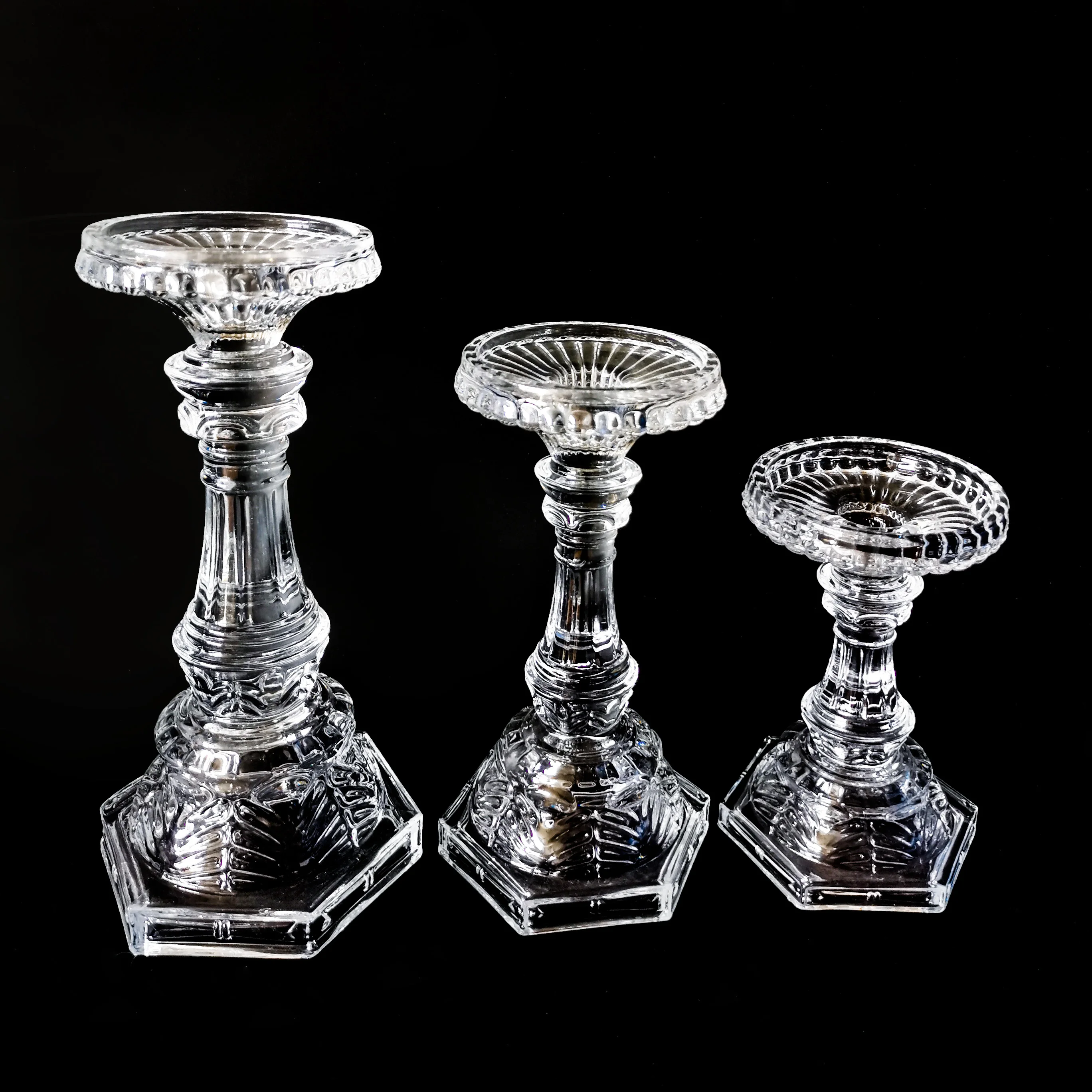 Wholesale vintage Crystal glass candle holders set decorative clear glass pillar taper candle holder for home table decoration details