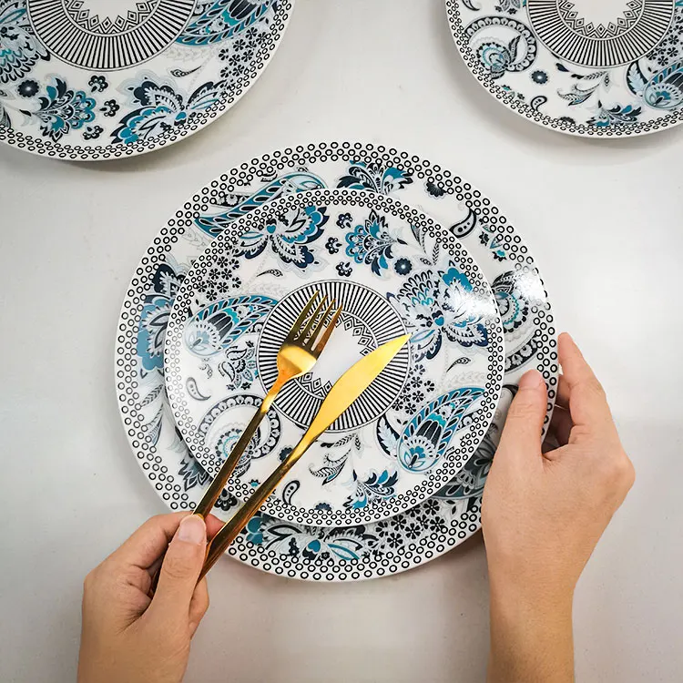 新品16,500円トルコ陶器セラミックプレート5枚セット 新品16,500円トルコ陶器セラミックプレート5枚セット 皿・プレート