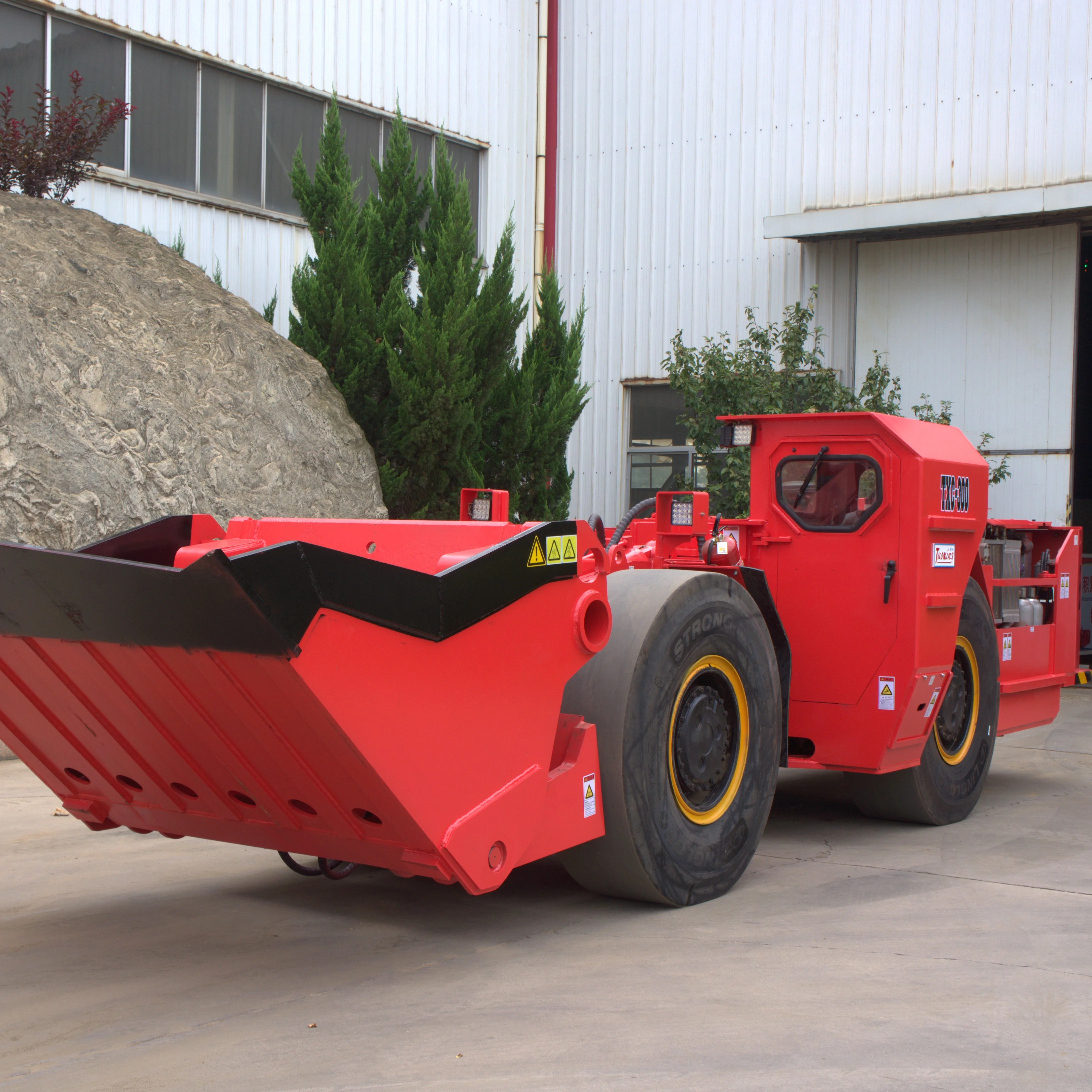 High Efficiency  TC-300 Mini Underground Gold Mining Machine 6 Ton 3m Bucket Diesel Underground Lhd
