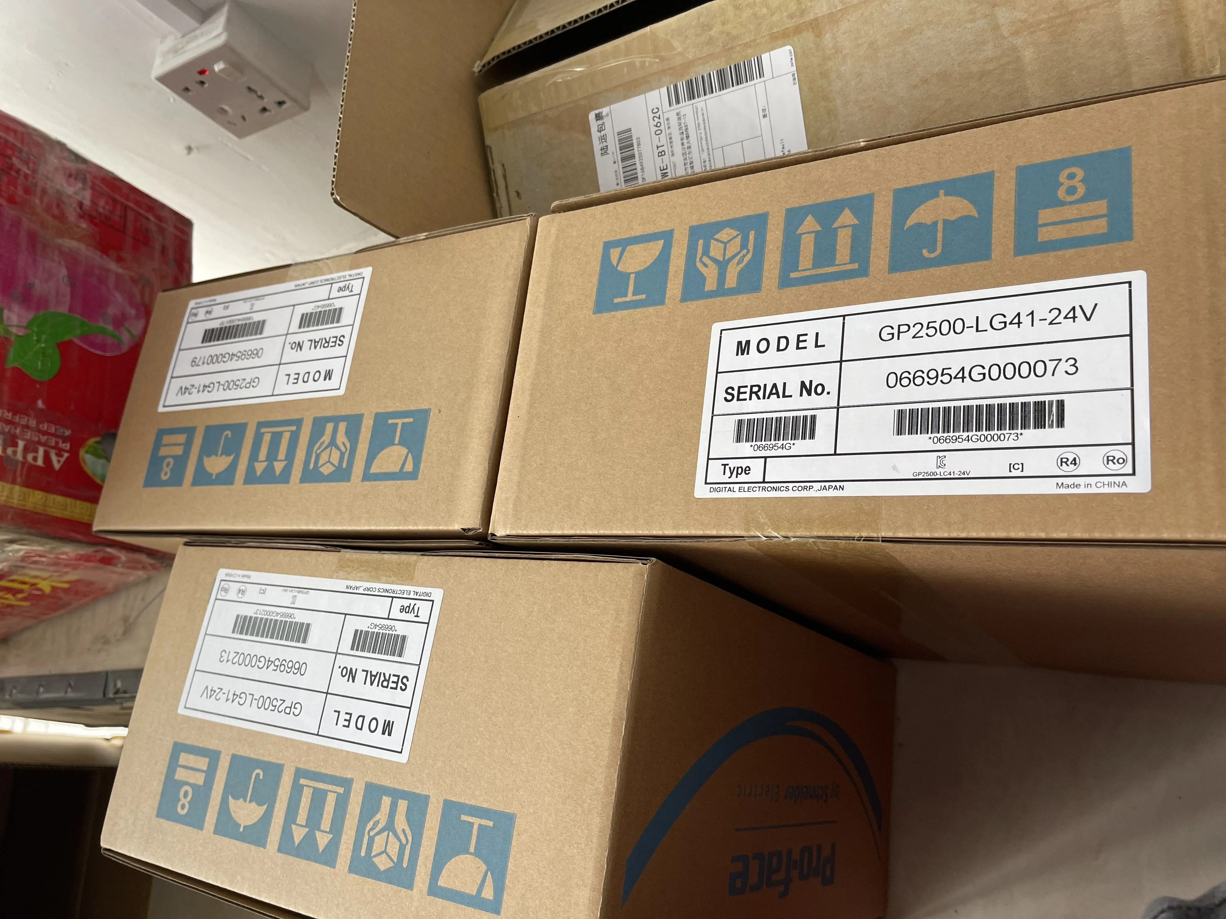 Pro-face HMI Human Machine Interface GP2500-LG41-24V Pro-face HMI Human Machine Interface GP2500-LG41-24V