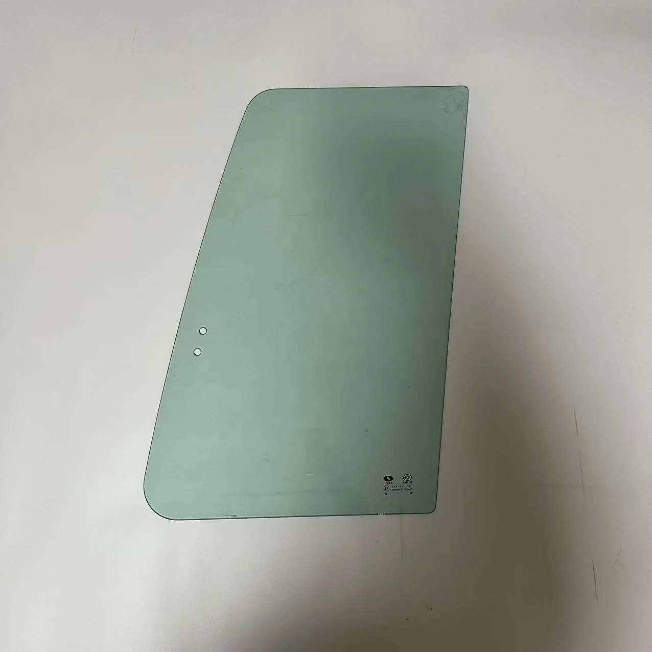 YA00058455-4651653-Front-