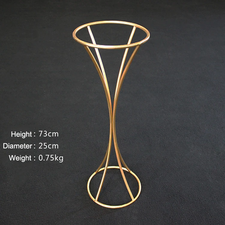 gold stand 2.jpg