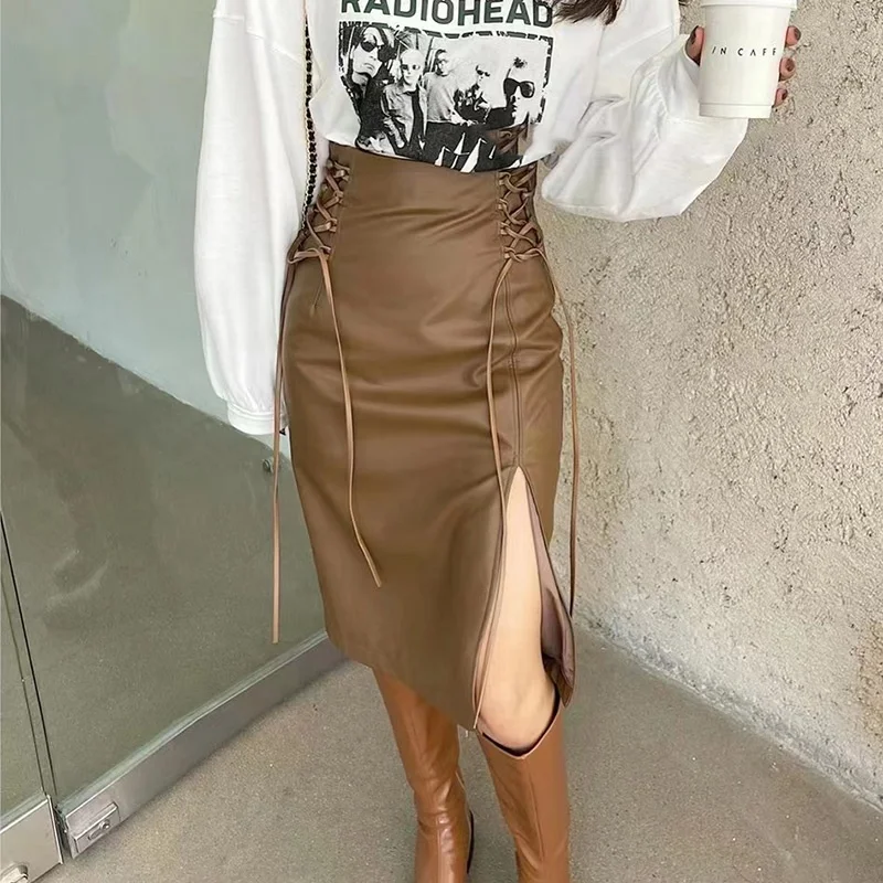 brown leather skirt outfit ideas