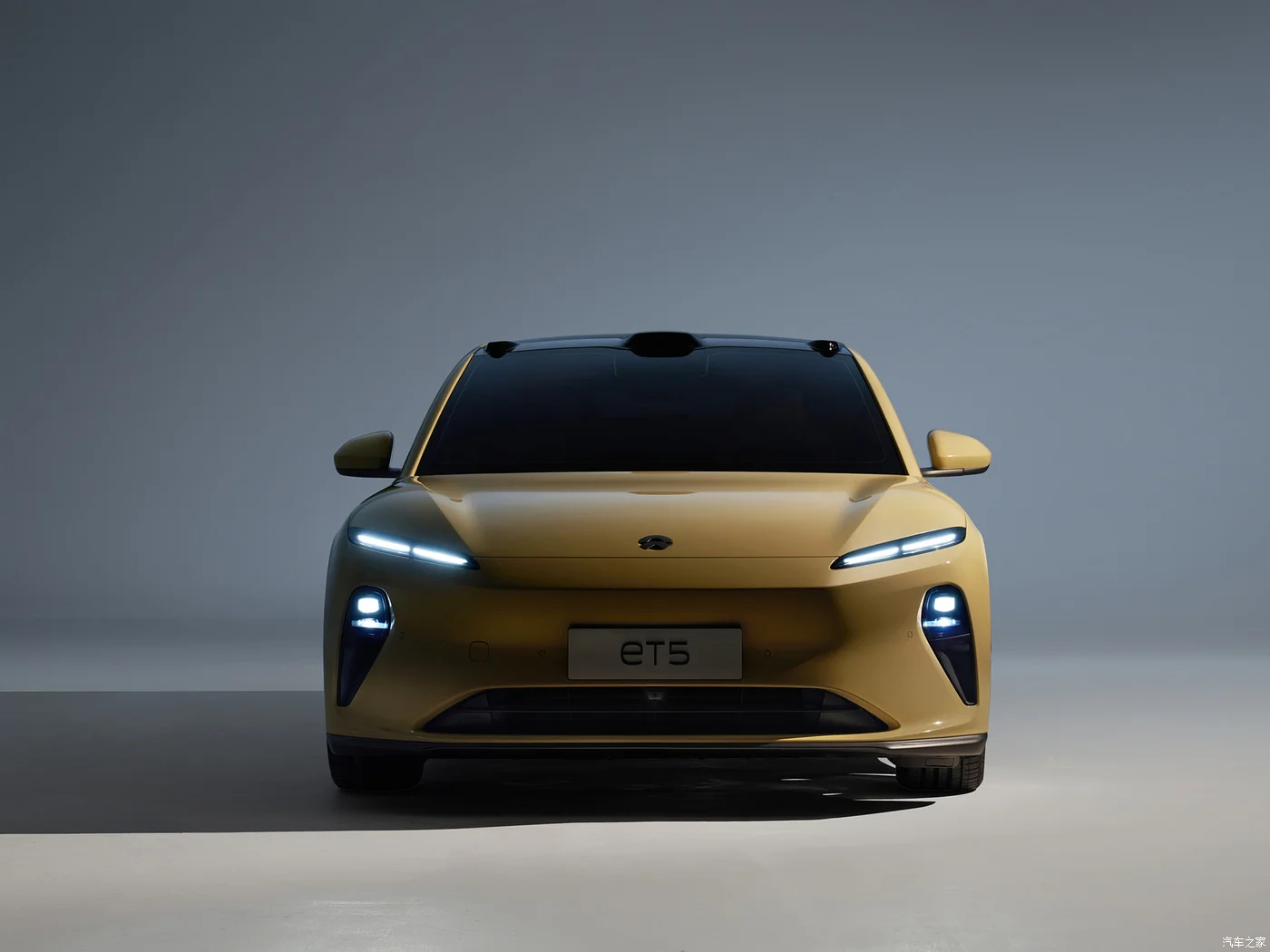 NIO ET5 210KW EV Car New Energy Vehicles Voitures Brand New Sports Ride-on Cars Carro Electrico 2024 model NIO ET575kWh factory