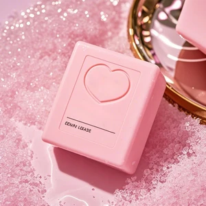 FACTORY Hot Selling Nourishing Whitening  for Whole Family Solid Form Floral Body CLEANSING Soap Large Capacity Bar Soap