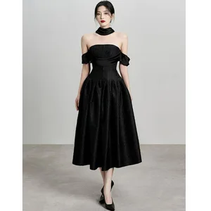 Factory Wholesale French Elegant Midi Dress Women Spring Summer Sleeveless Halter Jacquard Flower Midi Office Ladies Party Dress