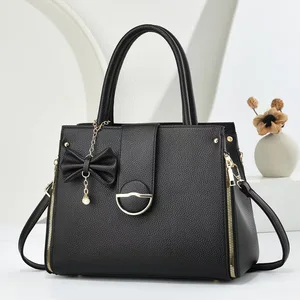 New Autumn and Winter Solid Color Simple Atmospheric Large Capacity Shoulder Bag All-match Portable Women's Bag