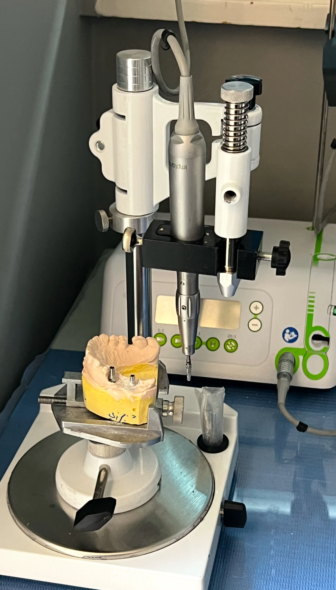 Dental Visualizer Square Base Dental Lab Surveyor Visualizer Parallelometer Survey Table Parallel Observation Instrument