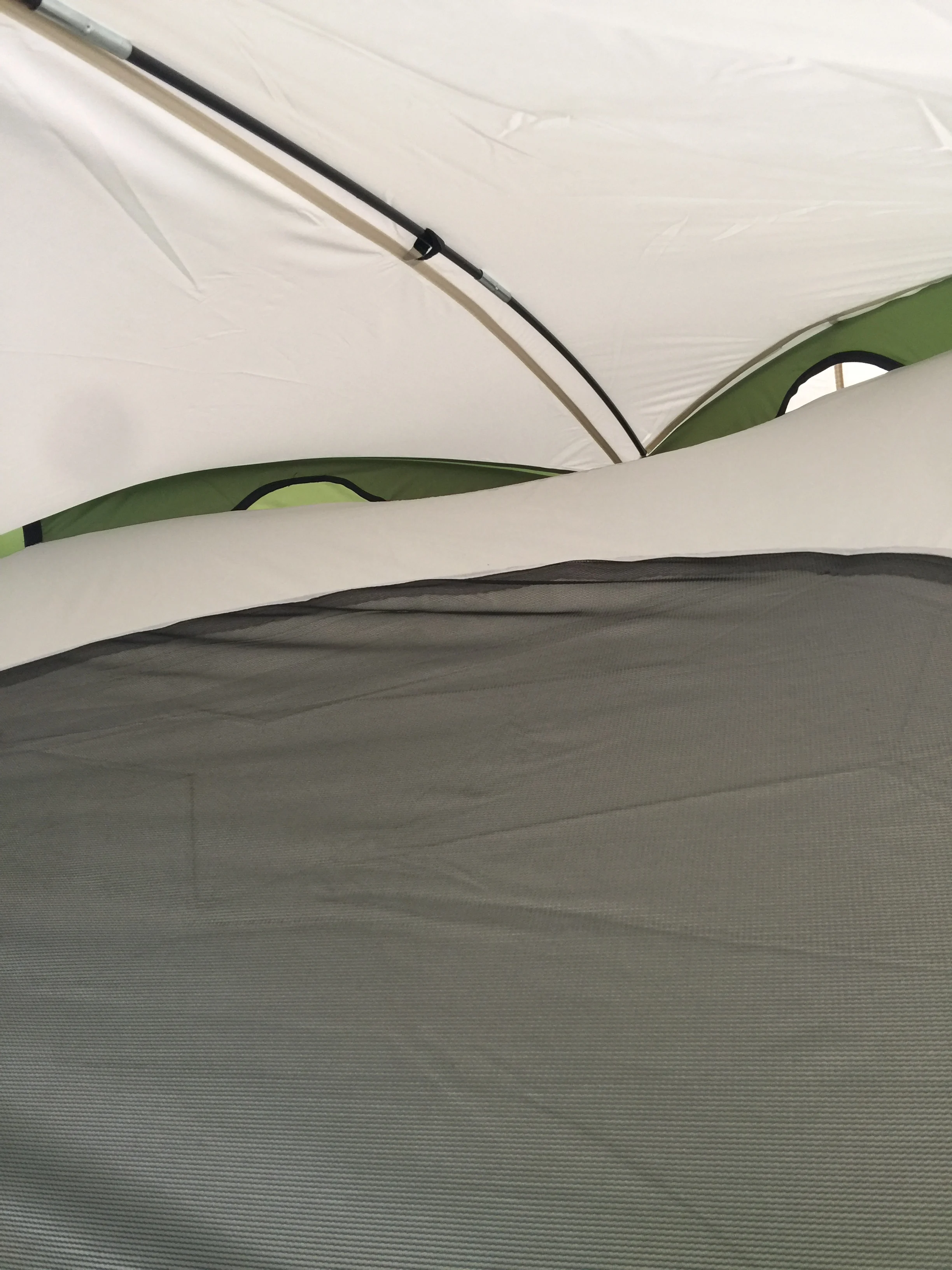 Usa Outdoor Family Tent Waterproof Camping 4 Person Screened Dome Tent