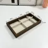 Beige 6 grids