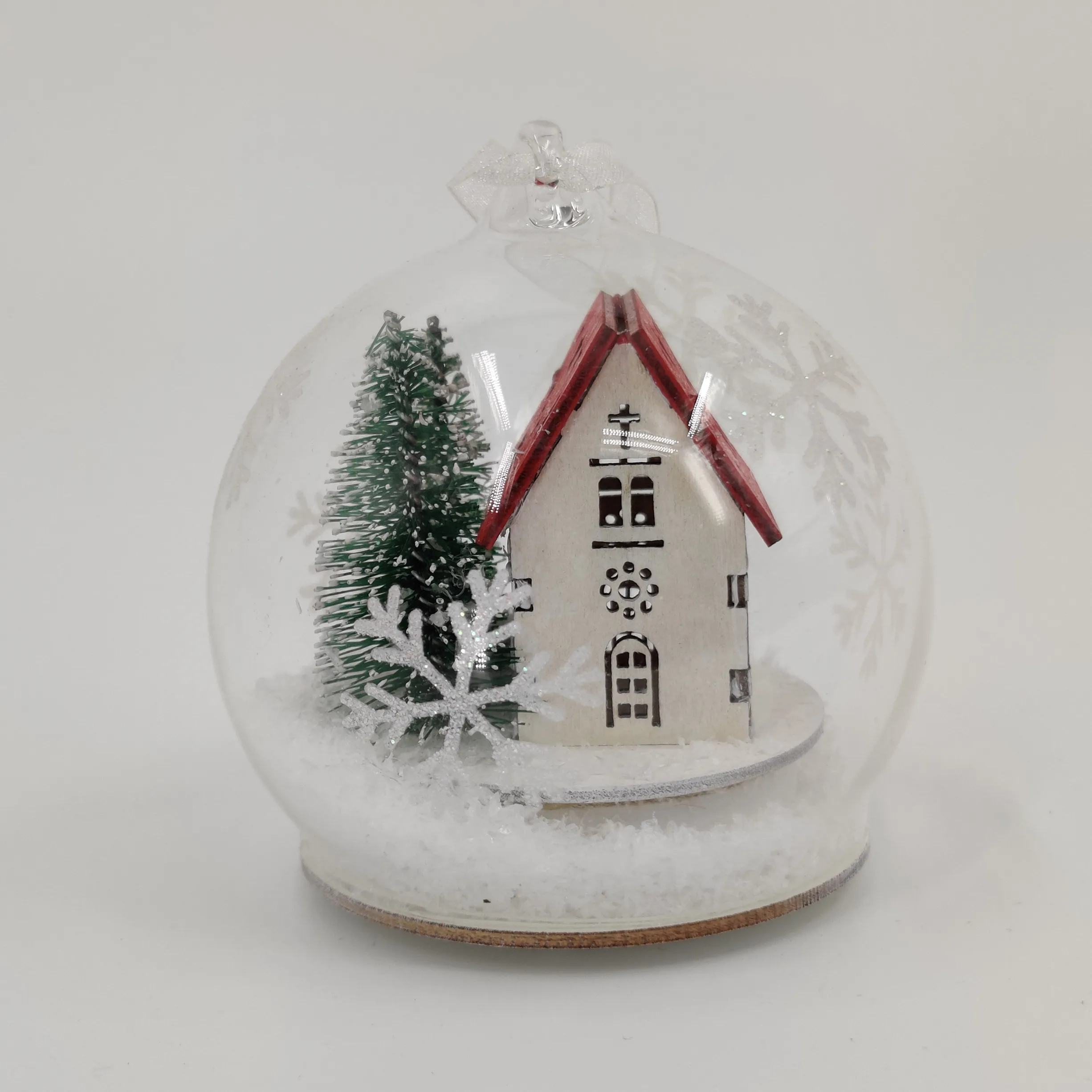 Personalized clear hanging glass Christmas ball ornaments crafts decoration ideas with snow house inside for sale manufacture