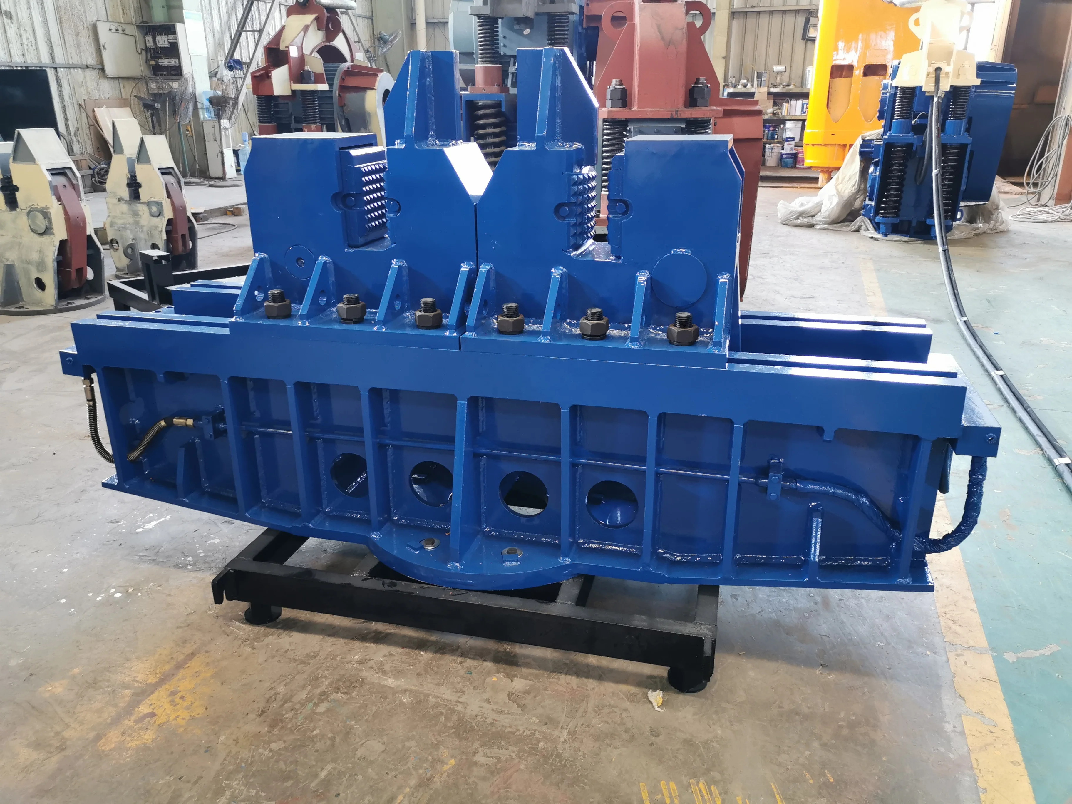 DZ150A Electric Piling Hammer For Deep Ground Manufacturers and