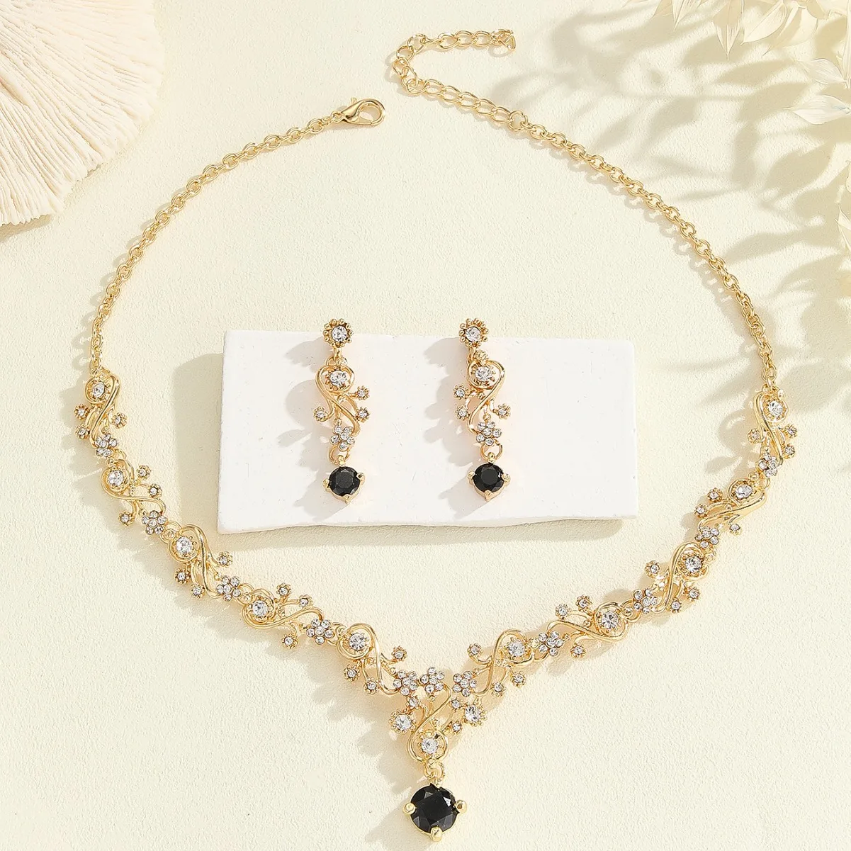 DAIHE Set-3980 Black Pendant 18k Gold-plated Jewelry Two-piece Set Custom Luxury Factory Zircon Women Party Zircon Jewelry