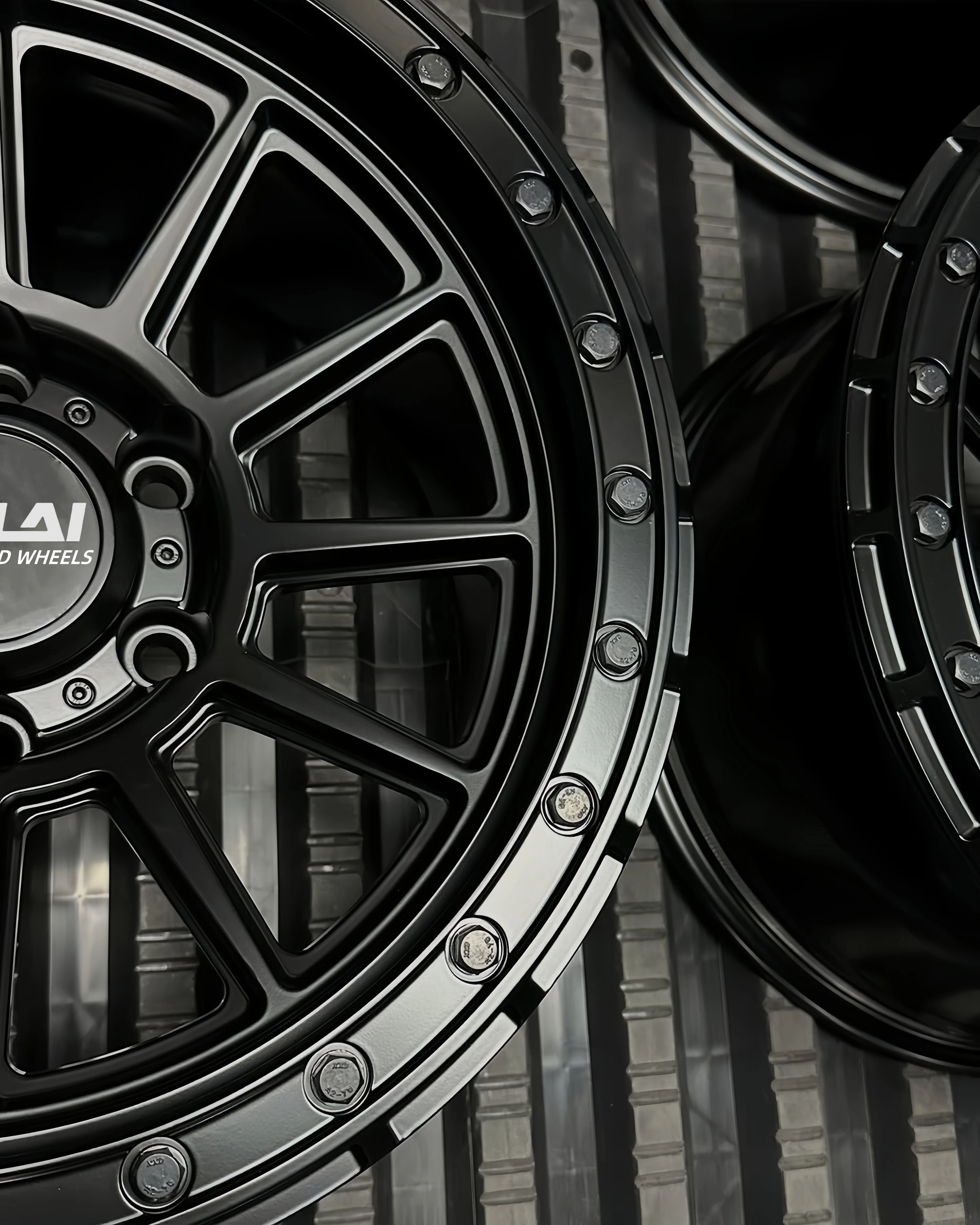 XINLAI Custom Deep Concave Beadlock Wheel 5x120 5*114.3 18 - 22 Inch Passenger Car Aluminum Forged Wheel for C8 Lp700 650s - Image 3