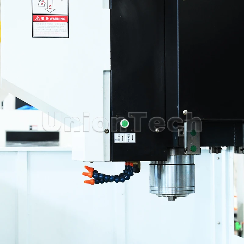 Small 5 Axis Gantry CNC Milling Machine Automatic Fanuc Control System Single Spindle (BT40) Made China Portal Machining Center