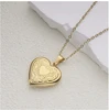 El pequeño corazón dorado mide...
