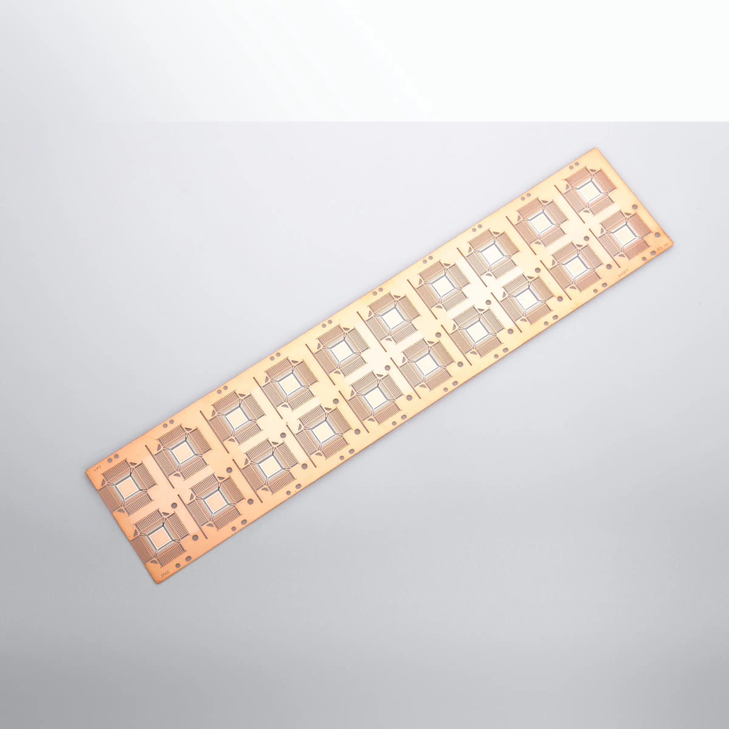 黄铜主导框架/引线框架技术/冲压引线框架 - buy copper lead frame