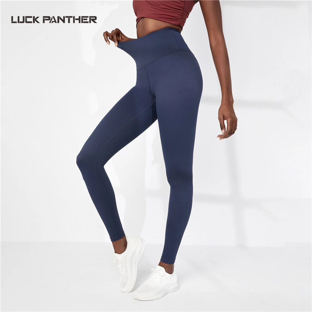 Navy Blue Workout Leggings Outfit