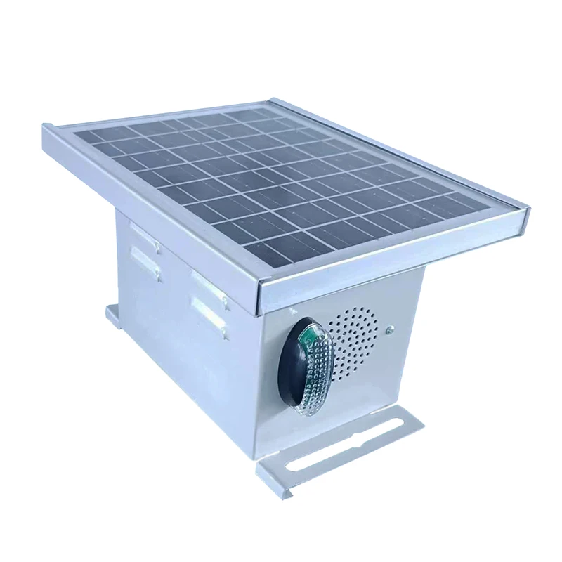 Activate the Flash Light and Sound Waves Bird Repeller Ultrasonic Solar with Radar Motion Sensor