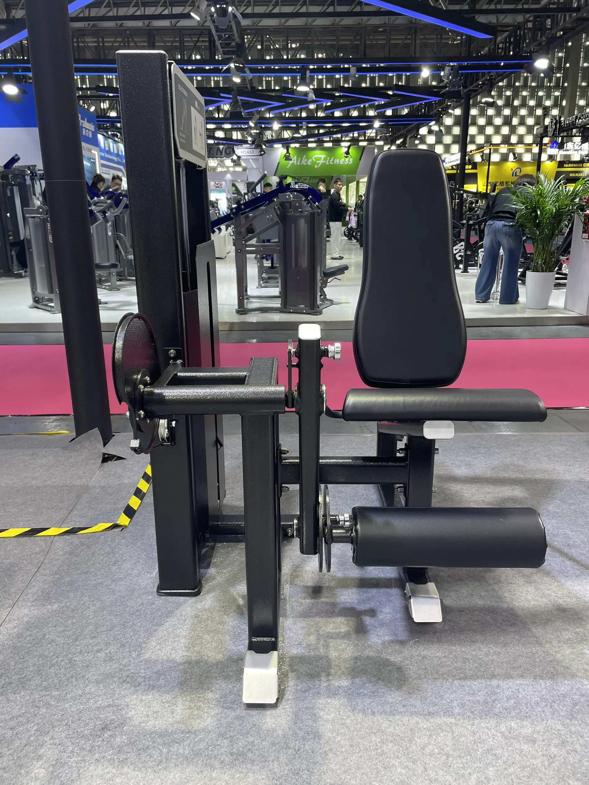 Commercial Gym Seated Leg Extension Machine Factory Buyer Guide reference image 2