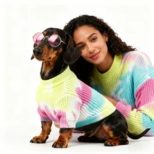 Luxury Gradient Tie-Dye Cat Vest Dog Sweater Floral Core-Spun Yarn Pet Coat for Spring Classic 2-Leg Pet Jumpers Sweatshirts