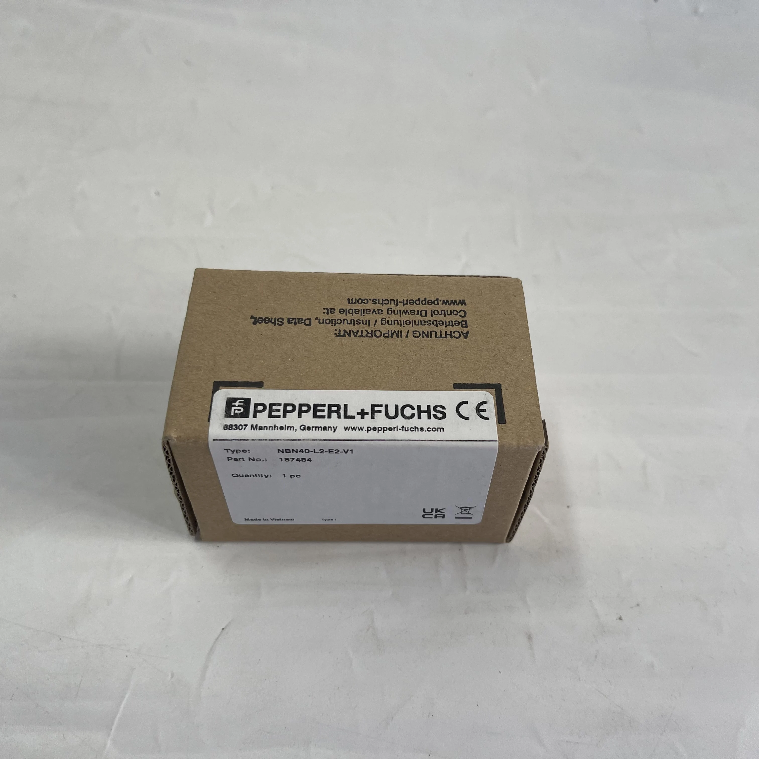 Pepperl+Fuchs Inductive Proximity Sensor NBN40-L2-E2-V1