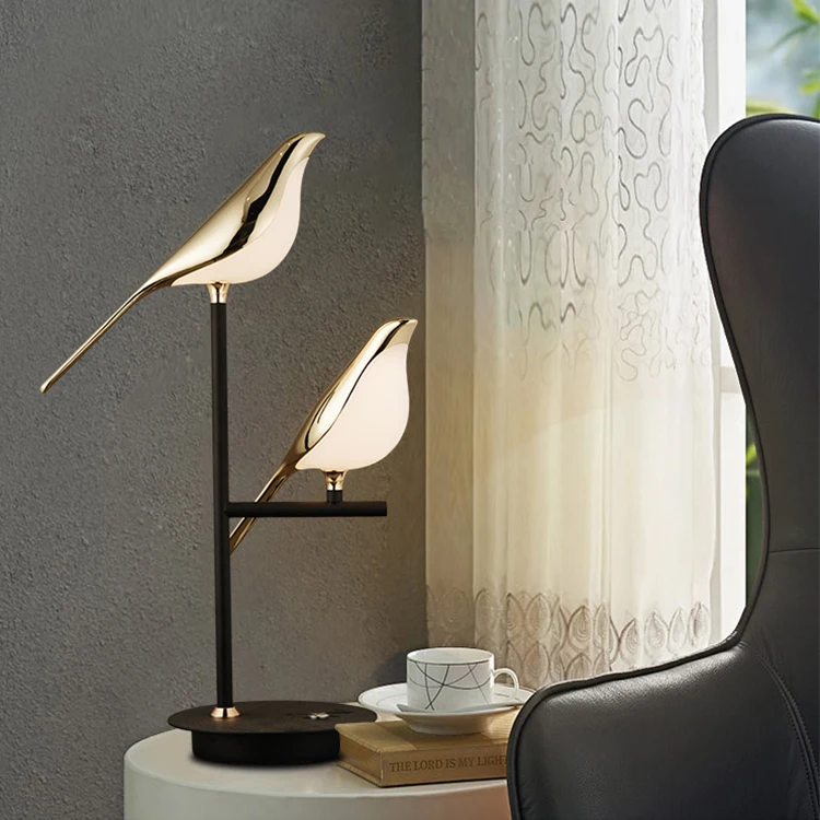 Good Price Wholesale Indoor Creative Design Bird Animal Shape Luxury Study Room Led Table Lamp
