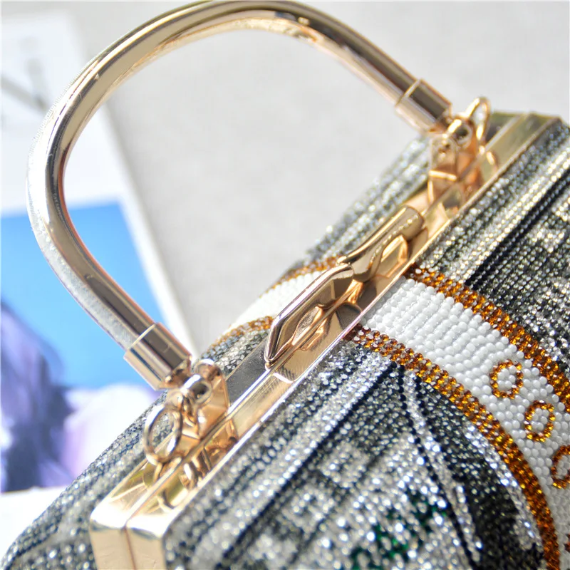 Luxury Trendy Women display picture 3