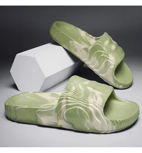 2026 Summer Men's Women's Flip-flops Beach Slides New Flat Slippers Couples Comfortable Non-slip Bathroom Women Men Sandals