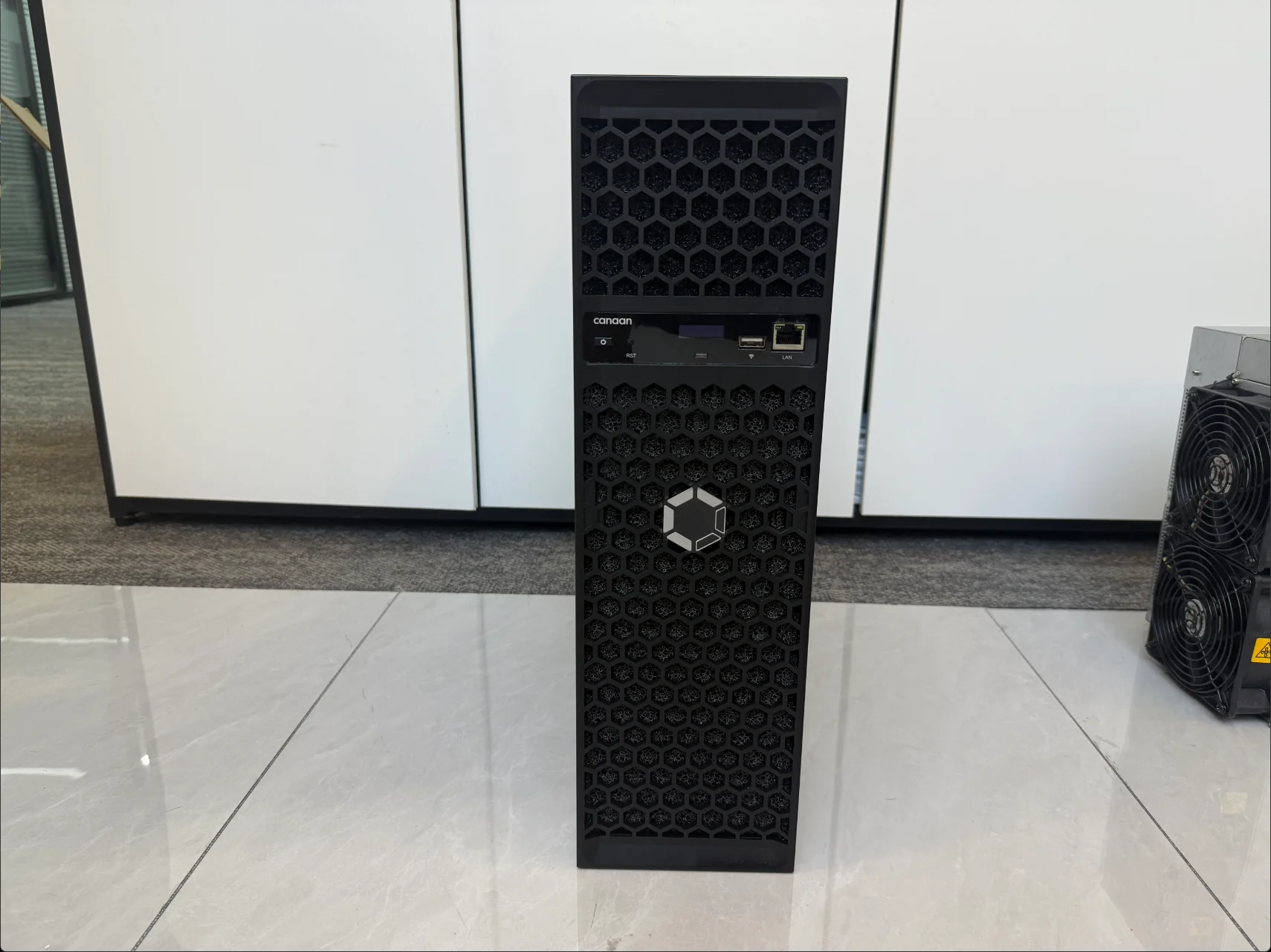 New Canaan Avalon Q 90Th/s Black BTC Miner Cryptocurrency Asic Miner  Homeuse With PSU 1674W Support Hot Sale| Alibaba.com