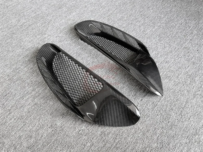 Ferrari 488 GTB Spider Upgrade - Dry Carbon Fiber Pista Style Rear Vent
