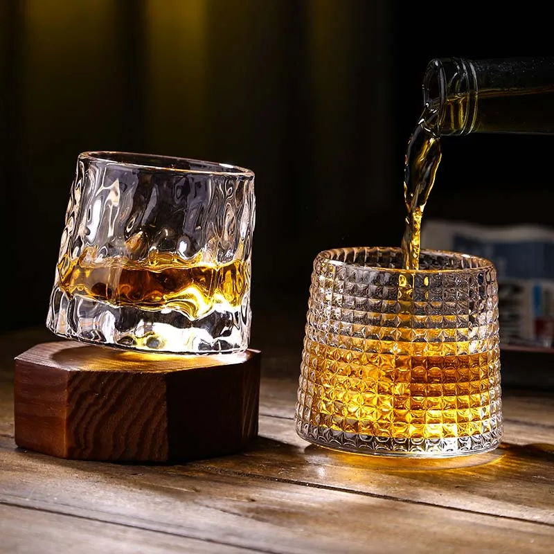 Personalisierbares Logo Dickes Schwenkbares Kristall Whiskyglas Kreatives Persönlichkeits-weinglas Sublimations-whisky Xo Chivas Rocks Glas