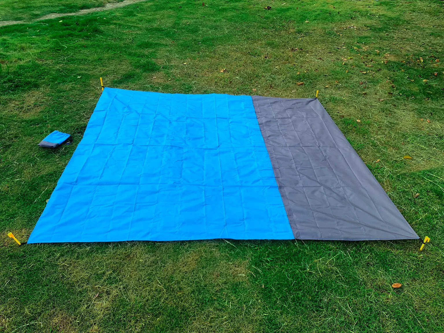 2*2.1m Waterproof Pocket Beach Blanket Folding Camping Mat/Mattress Portable Lightweight Mat/Outdoor Picnic Mat Sand Beach Mat