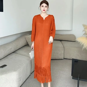 Lady's Pleated Long Dress with Fringed Hem, Elegant Long-sleeved Oversized Dress in Large Size