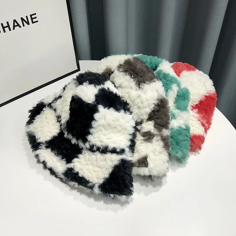 2022 Top Quality Patchwork  Custom Plaid Furry Fluffy Faux Fur Bucket Hat