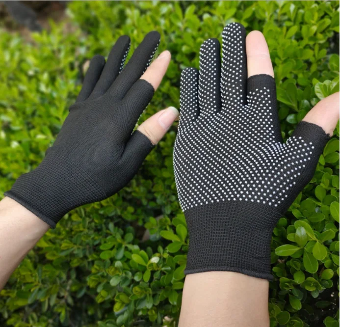 gloves with two fingers